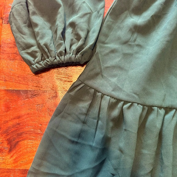 Dress - Picture 4 of 6